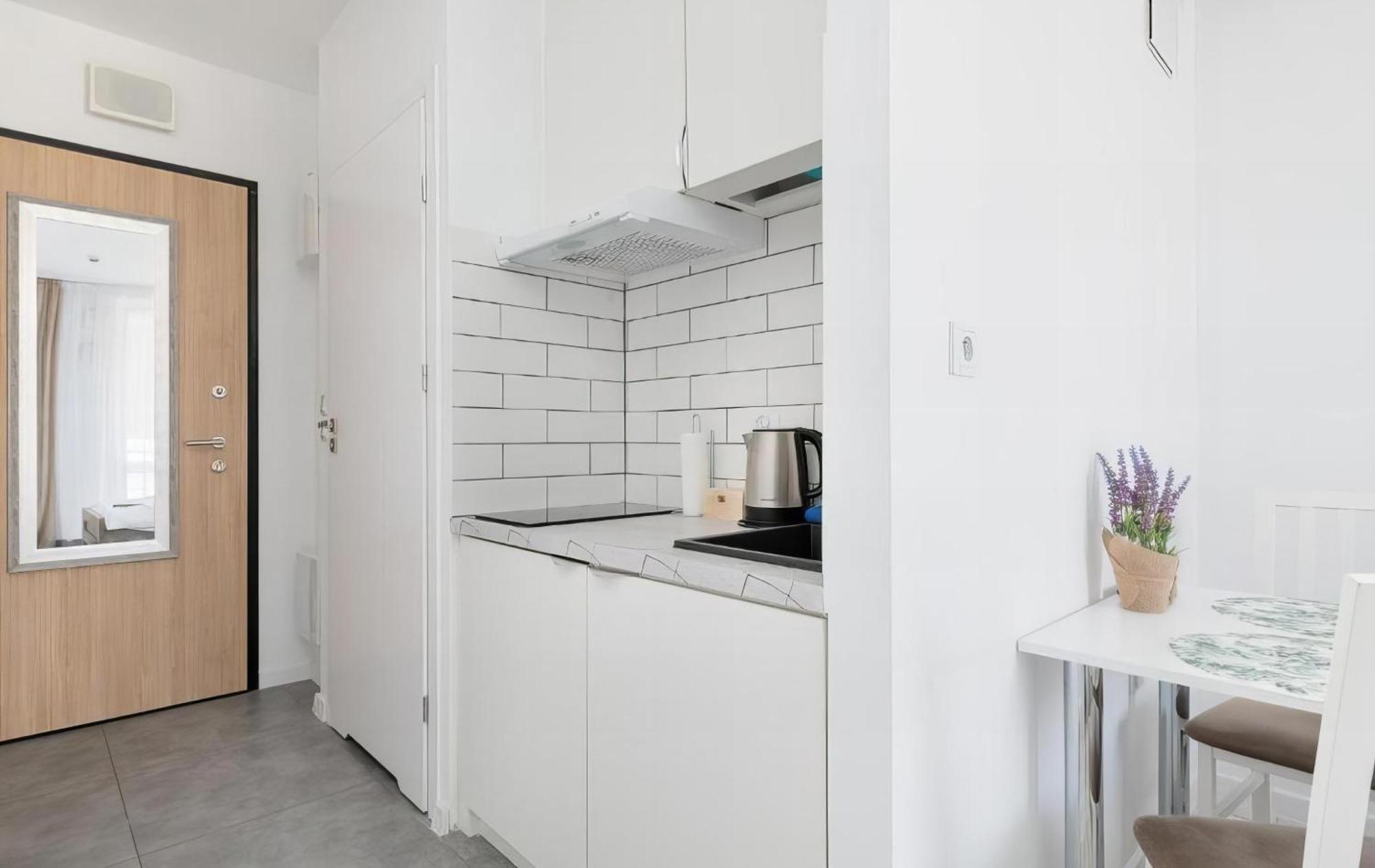 Mlambert - Aparthotel วอร์ซอ ภายนอก รูปภาพ